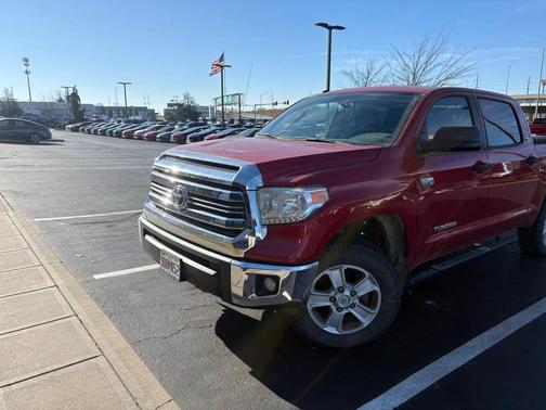 2017 Toyota Tundra SR5