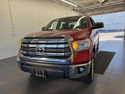 2017 Toyota Tundra SR5