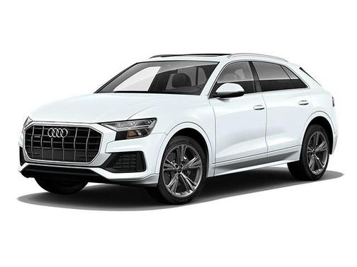 2022 Audi Q8 55 Premium Plus