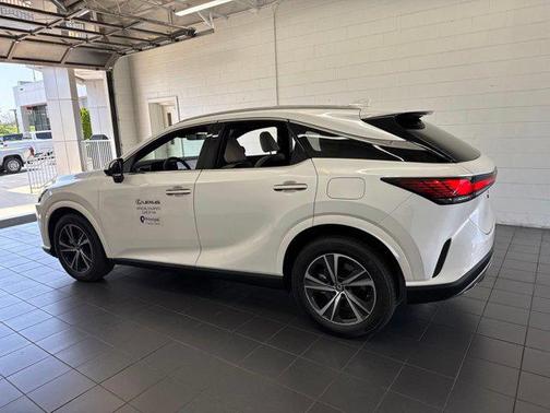 Eminent White Pearl 2026 Lexus RX 350 Premium