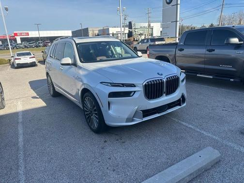 2025 BMW X7 xDrive40i