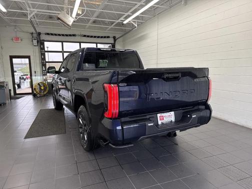 2026 Toyota Tundra Hybrid Platinum