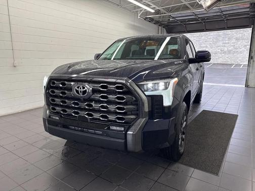 2026 Toyota Tundra Hybrid Platinum
