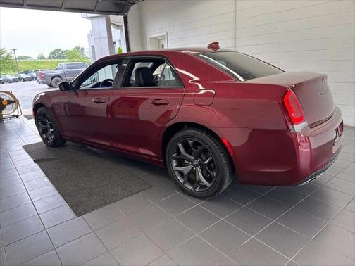 2023 Chrysler 300 S