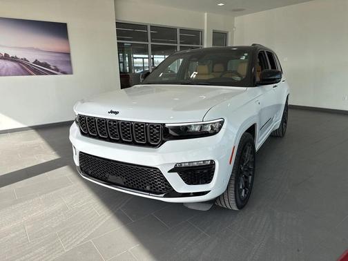 2024 Jeep Grand Cherokee 4xe Summit Reserve