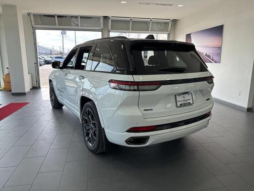 2024 Jeep Grand Cherokee 4xe Summit Reserve