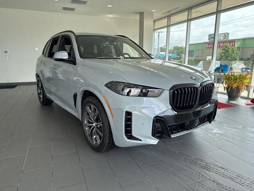 Brooklyn Grey Metallic 2026 BMW X5 PHEV xDrive50e