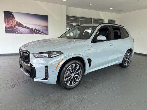 Brooklyn Grey Metallic 2026 BMW X5 PHEV xDrive50e