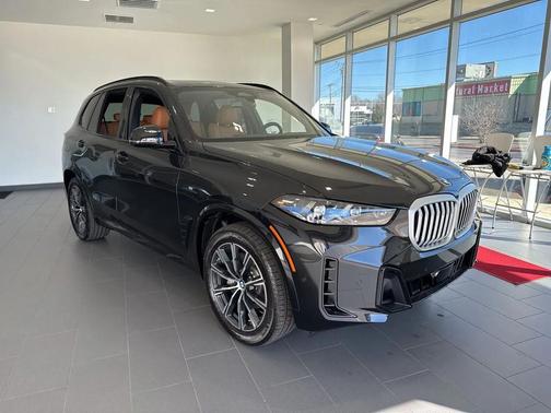 Black Sapphire Metallic 2026 BMW X5 xDrive40i
