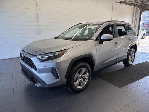 Silver Sky Metallic 2025 Toyota RAV4 XLE