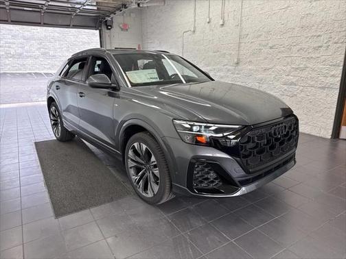 2025 Audi Q8 55 Premium Plus