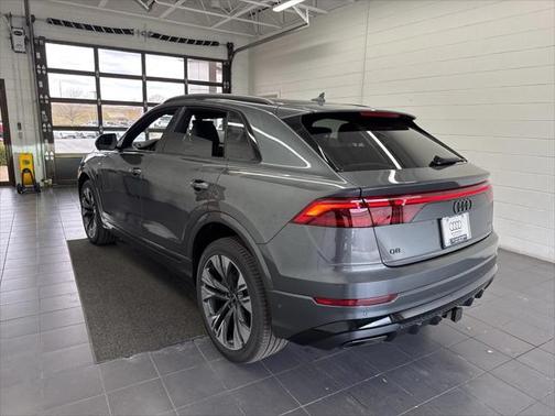 2025 Audi Q8 55 Premium Plus