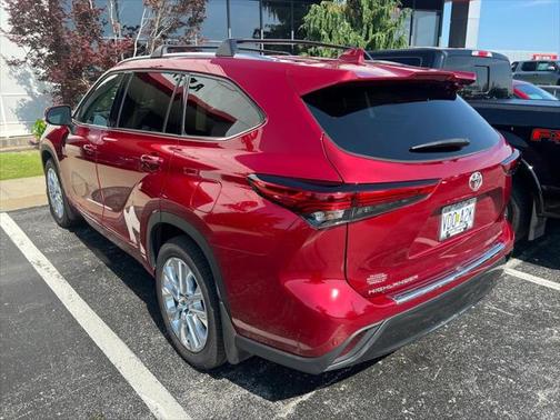 2022 Toyota Highlander Limited