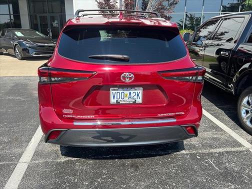 2022 Toyota Highlander Limited