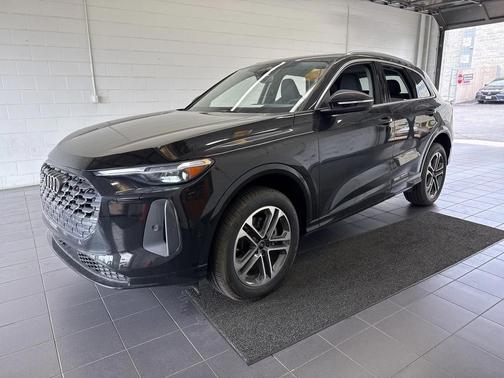 2025 Audi Q5 Premium Plus