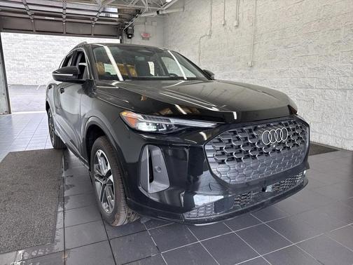 2025 Audi Q5 Premium Plus