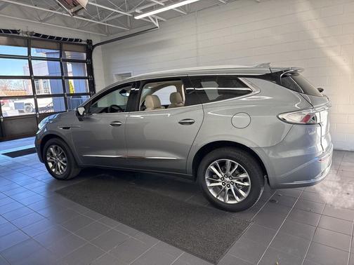2024 Buick Enclave Avenir FWD