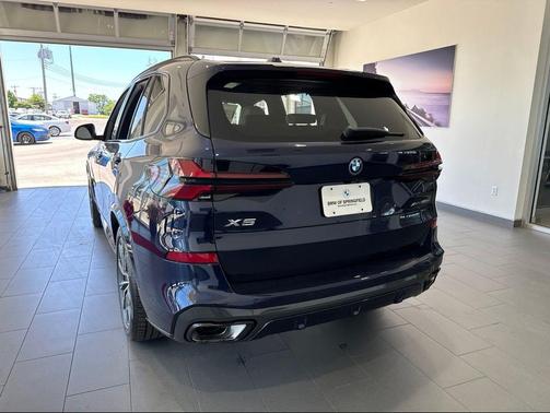 Tanzanite Blue II Metallic 2026 BMW X5 PHEV xDrive50e