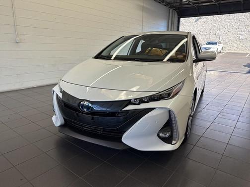 2022 Toyota Prius Prime Limited