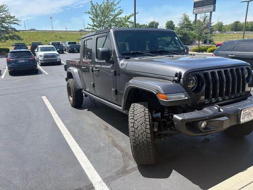Granite Crystal Metallic Clearcoat 2023 Jeep Gladiator Sport