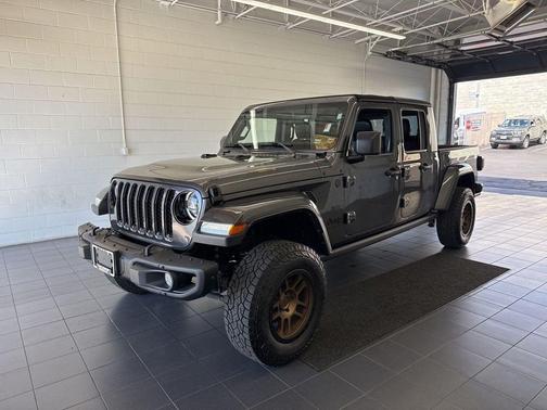 Granite Crystal Metallic Clearcoat 2023 Jeep Gladiator Sport