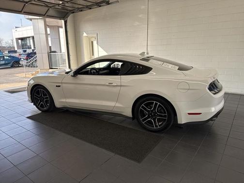 2021 Ford Mustang EcoBoost Premium