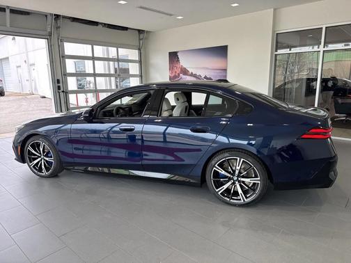 2026 BMW 550e xDrive