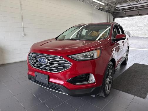 2020 Ford Edge Titanium