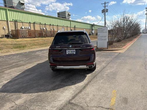 2024 BMW X7 xDrive40i