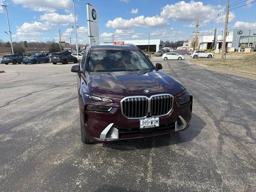 2024 BMW X7 xDrive40i