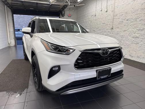 2021 Toyota Highlander Platinum