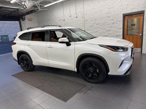 2021 Toyota Highlander Platinum