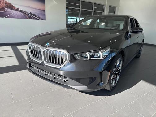 2025 BMW 530 xDrive