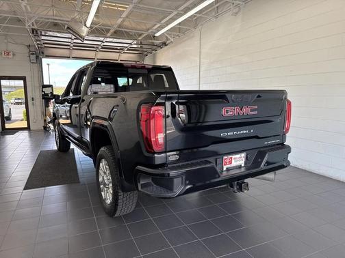 2023 GMC Sierra 3500 Denali
