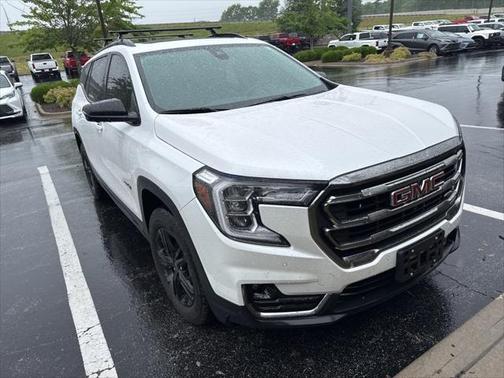 2022 GMC Terrain AWD AT4