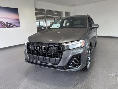 Grey 2026 Audi Q7 45 Premium