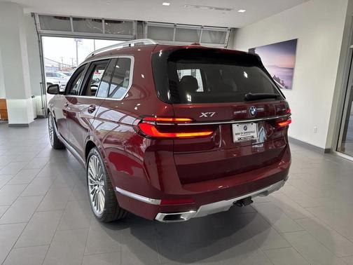 2026 BMW X7 xDrive40i