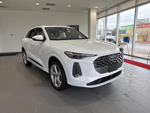 2025 Audi Q5 Premium Plus TFSI quattro S tronic
