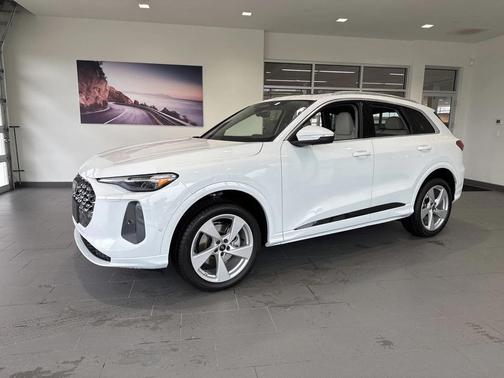 2025 Audi Q5 Premium Plus TFSI quattro S tronic