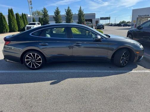 2021 Hyundai SONATA Limited
