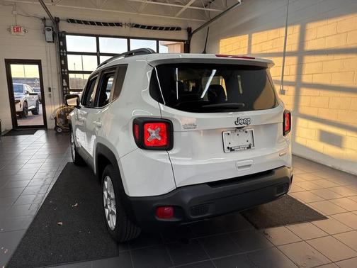 2021 Jeep Renegade Latitude