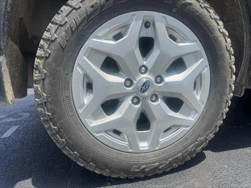 2023 Subaru Forester Base