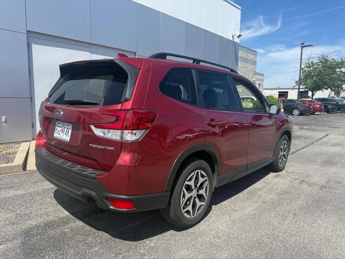 2021 Subaru Forester Premium