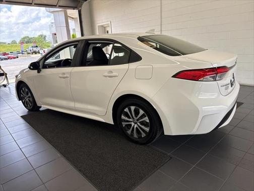 2022 Toyota Corolla Hybrid LE