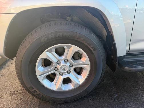 2021 Toyota 4Runner SR5