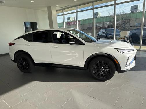 2025 Buick Envista Sport Touring FWD