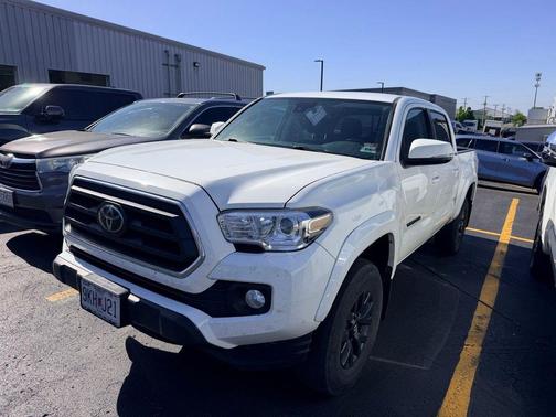 Ice Cap 2023 Toyota Tacoma SR5