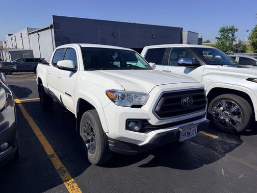 Ice Cap 2023 Toyota Tacoma SR5