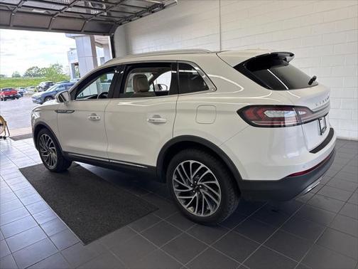 2020 Lincoln Nautilus Reserve