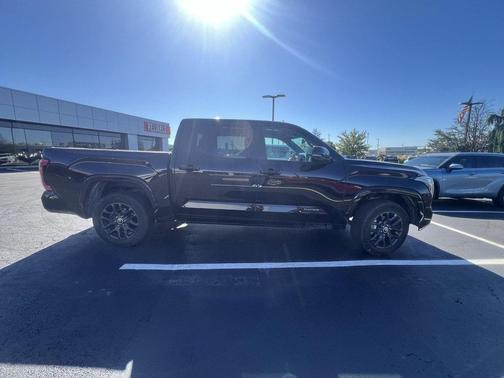 2023 Toyota Tundra Platinum
